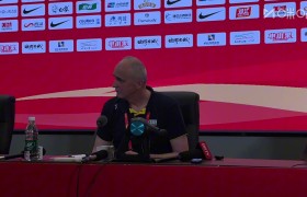 波黑主帅盛赞张子宇:从没见过的优秀队员 在中国队起到主导作用