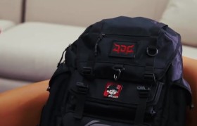 亲爱的孩!JDG官博发布对阵FPX预热视频:Missing写信鼓励前队友Sheer